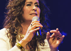 Joanna em turnê baiana do seu novo show acústico