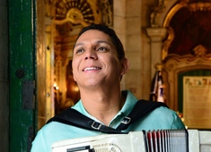 Papa Francisco parabeniza CD de Targino Gondim