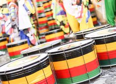 Olodum comemora Dia Nacional da Revolta dos Búzios com passeata