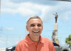 Sala de Imprensa do Carnaval de Salvador homenageia Cristóvão Rodrigues