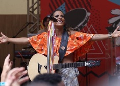 Ju Moraes lança CD ao vivo gravado no Parque da Cidade
