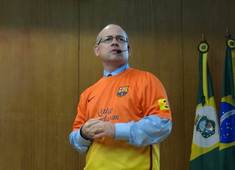 "A bola não entra por acaso - O que as empresas podem aprender com os melhores clubes do mundo"