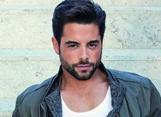 A Globo acaba de contratar o charmoso ator português Pedro Carvalho