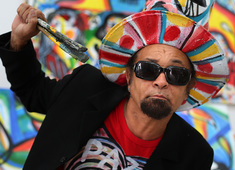 Menelaw Sete assina a estampa dos desejados e descolados coolers