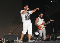 Jorge & Mateus arrancou lágrimas no Festival Virada Salvador.