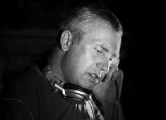 Dj Mark Ursa  leva as pessoas à loucura!