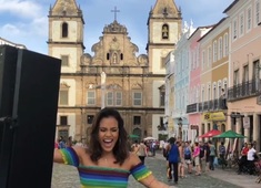 Ju Moraes divulgou cenas do novo clipe da música “Chegue Chegando”