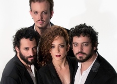 Primeiro álbum de Laila Garin