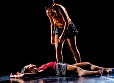 Espetáculo de dança com direção coreográfica de Giovanni Luquini,