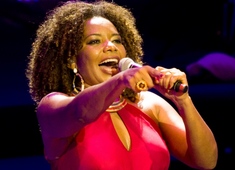 Bloco Os Mascarados vai homenagear Margareth Menezes