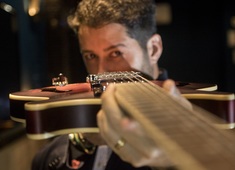 Single do cantor baiano Gabriel Lunelli é destaque no“Top 50” do Spotify