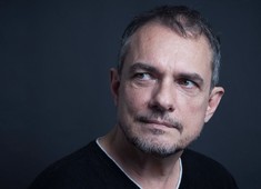 O Café com Cultura traz o diretor João Falcão para falar sobre Teatro Musical no Brasil