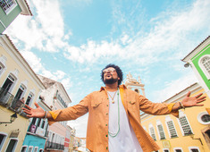 Jau recebe É O Tchan e Margareth Menezes em ensaio nesta quinta