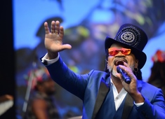 Carlinhos Brown comanda  ‘Sarau Kids’