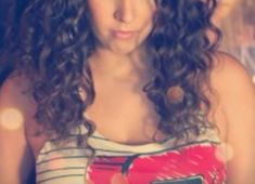 ALINE BARRETO CANTA MARISA MONTE NO DON SUSHI LOUNGE