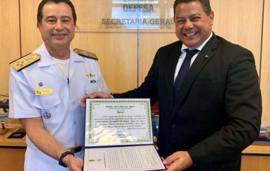 Almir Garnier e Marcelo Sacramento de Araujo