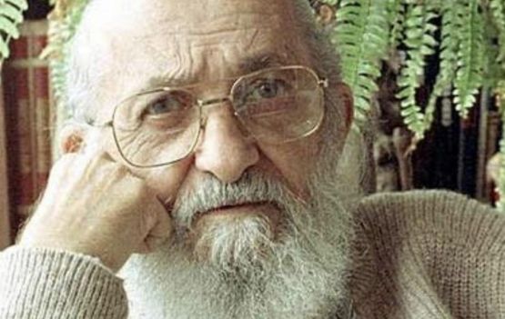 Dialogando com Paulo Freire 
