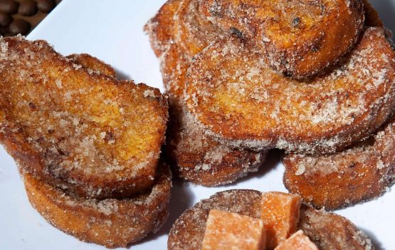 A tradição dos doces, como a rabanada, é uma das principais contribuições da cultura portuguesa para nossa culinária - Divulgação 