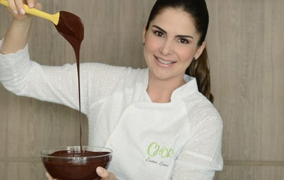 Luana Lessa, empresária e chocolate maker responsável pelas receitas com alto teor de cacau da ChOr  Divulgação  