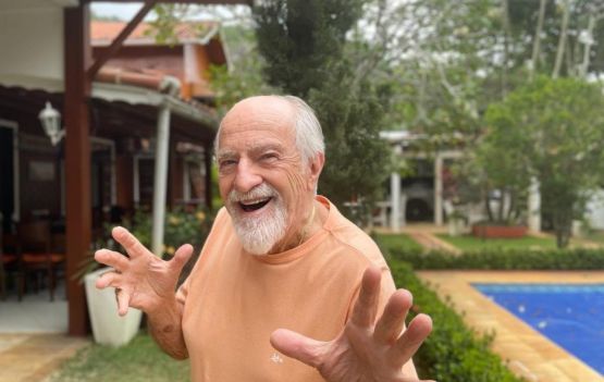 Ary Fontoura fala sobre redes sociais na comunicação em palestra aberta ao público