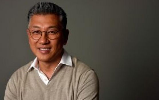 Eduardo Park, CEO da LEDSTAR, já atuou como HEAD de operações na UNICOBA da Amazônia, foi fundador e CEO do Apontador r da Uniplen Indústria de Polímeros. é formado em Engenharia Química na Escoila Politécnica da USP e no Programa YPO da Singularity 