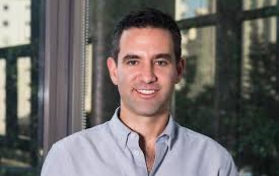 A Alban Galeria apresenta a exposição “Estrelas flamejantes em manhã de sol” do artista visual Tiago Sant’Ana com abertura no dia 12 de maio