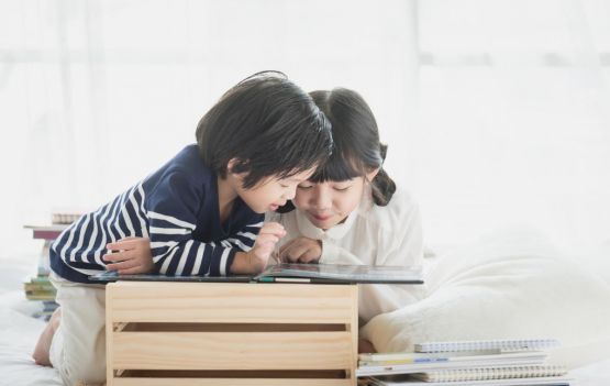 Férias também combina com literatura! 14 indicações de livros para ler com as crianças