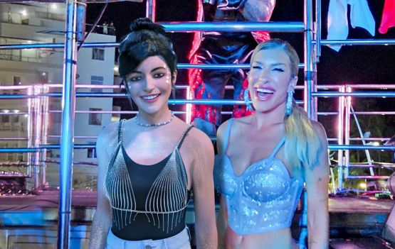 Lu, do Magalu, curte seu primeiro Carnaval em Salvador