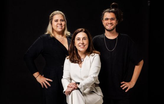 Graziela Mônaco, diretora de criação; Simone Rodrigues, diretora executiva e José Francisco Barbosa, diretor de planejamento, integram a equipe da Make ID no atendimento ao Inatel - Crédito: Divulgação