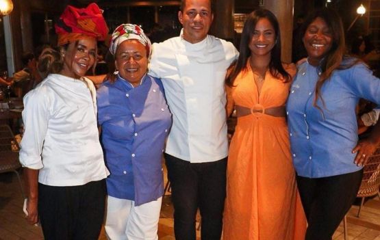 Legenda: Dani Façanha, Leila Carneiro,Jadson Nunes, Tamires Araújo e Nalva Oliveira ( Foto: Leo Freire)