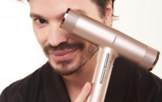 Tiago Parente explica como manter os cabelos lindos no inverno