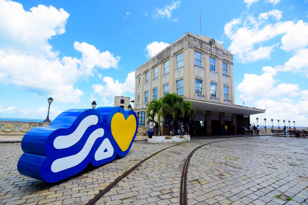 Carnaval de Salvador 2023: como os shows incentivam a economia da cidade
