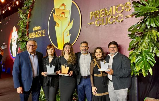 Na foto, representantes dos shoppings do Grupo JCPM:   Henrique Medeiros - Superintendente do RioMar Recife Denielly Halinski - Gerente de Marketing do RioMar Recife   Doralice Linhares - Gerente de Marketing do Shopping Guararapes  Phyllype Gomes - 