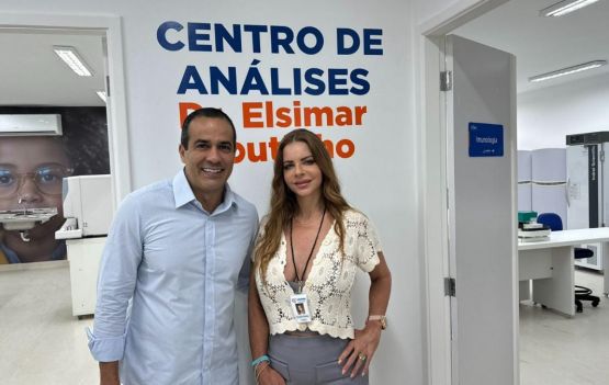 Bruno Reis e Charlotte Coutinho, presidente do CEPARH.