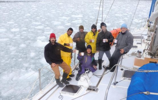 Livro que narra volta ao mundo em veleiro partindo de Salvador é lançado nesta semana