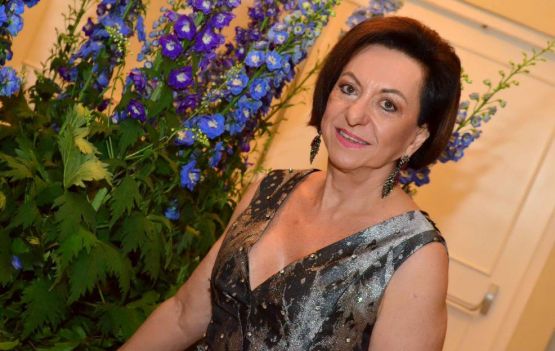 Regina Werckerle abre as portas da Paradoxus, amanhã, em clima de  confraternização.