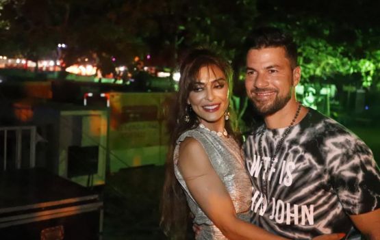 Juliana Paes acaba de chegar no Pré Réveillon Jonh & Jonh Rocks Jeri . 