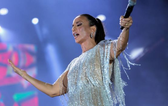 Ivete Sangalo comanda virada de ano na Boca do Rio  