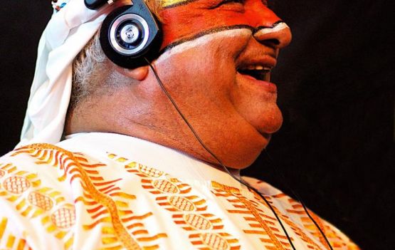 A banda Cortejo Afro recebe Ana Mametto e Gerônimo em seu primeiro ensaio de 2020