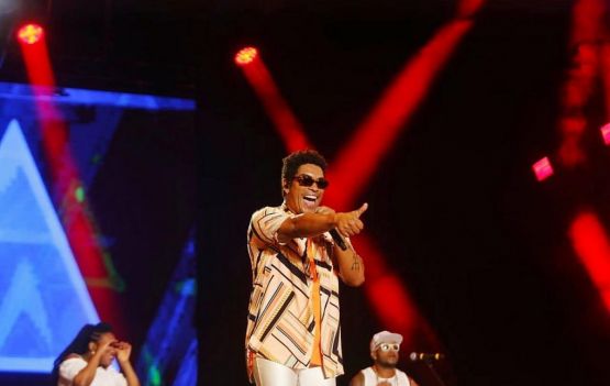 Denny Denan no Festival de verão