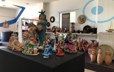 Loja Conceito do artesanato da Bahia inaugurada com festa concorrida.