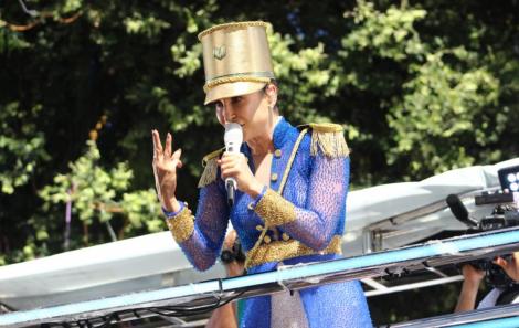 Daniel Vieira acompanha a passagem de Claudia Leitte no Campo Grande