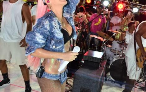 Confira aqui o último dia do carnaval de Salvador. 