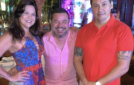 Paulo Henrique brinda nova idade no Amado. 