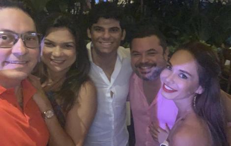 Paulo Henrique brinda nova idade no Amado. 