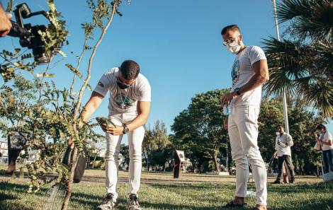 8D106B71-A798-4224-8ECB-FDAC31BF568B