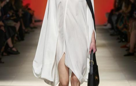 Salvatore Ferragamo apresenta sua coleção SS22 na semana de moda de Milão