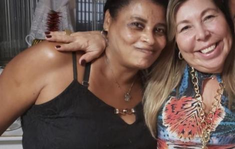 8D390D8D-29D8-4999-BF48-E03A55485989