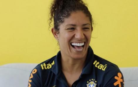 9660F675-7DD4-4D83-A2CB-478974E5222B