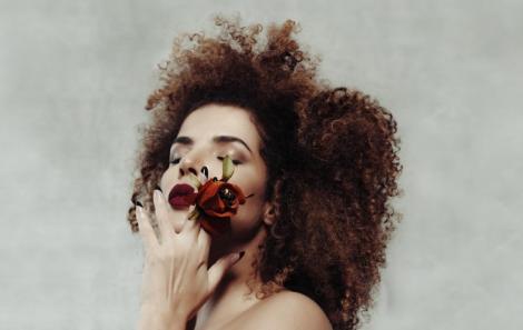 D6213A87-6B8E-4F43-82E0-26F9A50DA2ED